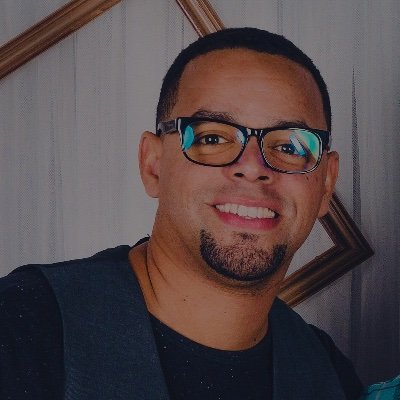 rfountain22's profile picture. Husband to a beautiful women @yalonfount / Father of 4 / Founder & CEO of VioletCR8 A Digital Graphic Design Firm / Shifting a culture for Greater JN 14:12
