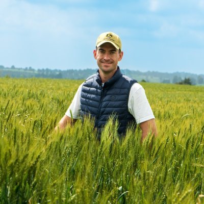 les_finemore's profile picture. Trader