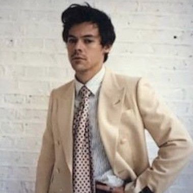 houseofrry's profile picture. & it’s only for the brave