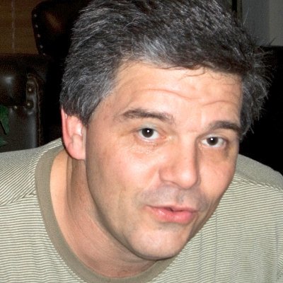 AresRay's profile picture. 