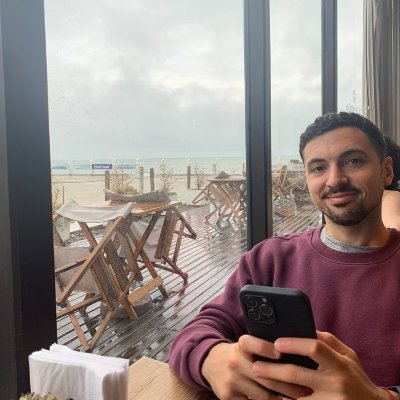 MishuAgopian's profile picture. 🧑‍💻