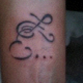 Lole38's profile picture. 