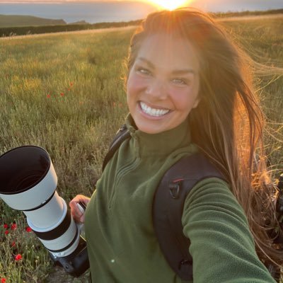 Wildlife Filmmaker & TV Presenter | 1st Class Zoologist | @BBCEarth @BBCSpringwatch @BBCTheOneShow 🦊 Mainly on Instagram making wildlife videos ✌️🎥🐾