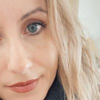 Julie ✨ (@jules_vp_) 's Twitter Profile