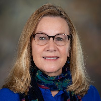 Dr. Leslie Cordie is an Associate Professor at Auburn University, Fulbright Scholar, with 20+ plus years in e-learning, higher education and training.