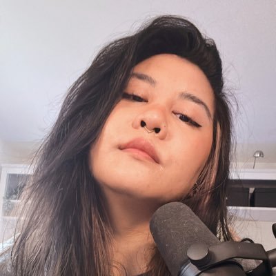 heymaivie Profile Picture