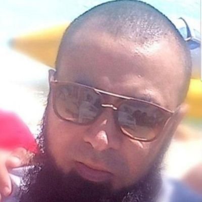 yvdCoPrhcOmlxkd's profile picture. 