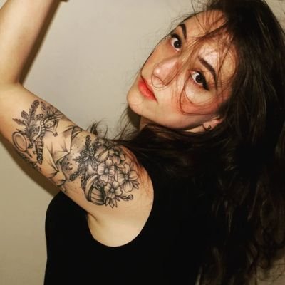 appalachian mama//confrontational organized chaos//political healer+community weaver//rabbit hole explorer @rednecksrising_ //(tweets =/= views of my employer)