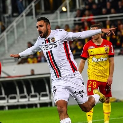 Vyncs06's profile picture. 📣Niçois quel est votre métier :
Haouuu,Haouuu,Haouuu🔴⚫