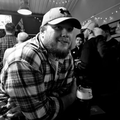 AaronBSmith7's profile picture. 🇬🇧   Lowering the tone of any conversation. Est. 1993. When life gives you Molasses make Rum.