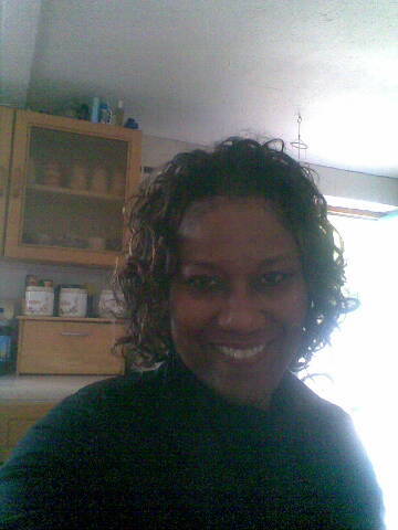 carolbigboutya's profile picture. 