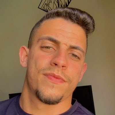 francoissoaress's profile picture. A vida me fez galo, e eu fiz do galo a minha vida 🐓🖤