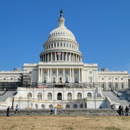 justlookingby3's profile picture. Hi