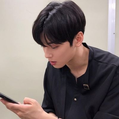 ⓘ this user trying to get best grades for their happiness