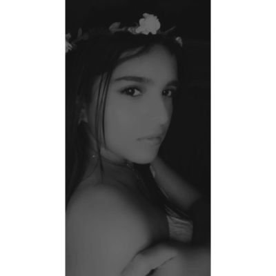 Todo estara bien pequeña,recuerda que despues de la tormenta,viene tu felicidad detras♡//Orgullosamente Romeista & Aventurera!♚