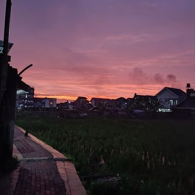 IlhamWidratama's profile picture. meet me.. & you will know me !