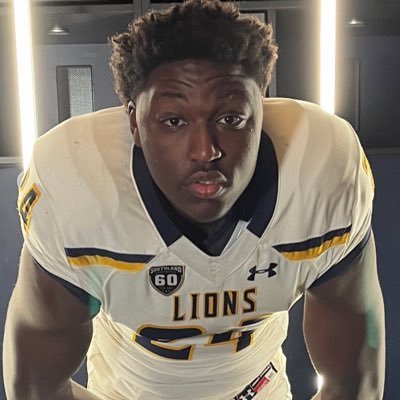 6'4 235 DE/DT| EHSCO23
@Lions_FB