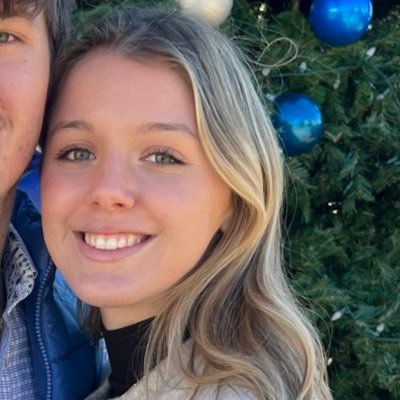 teachingwithmal's profile picture. 