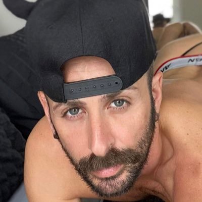 https://t.co/J0NKtlTJjd UNDER CONSTRUCTION picking up the pieces (18+ only) #nsfw. I’m a cock sucker, cum guzzler DM FOR COLLABS