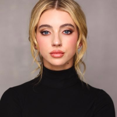 oliviatarchick's profile picture. 