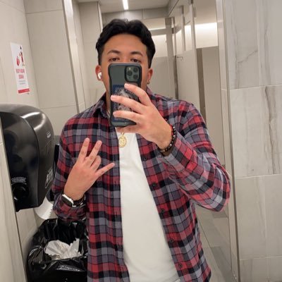 oki_zac's profile picture. 