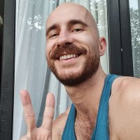 Ro (@burrderr) 's Twitter Profile