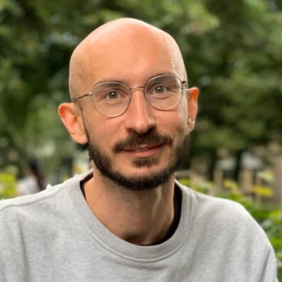 Senior Lecturer in Digital Media & Culture @UoMSALC & Co-Director of @DH_UoM | queer and transnational perspectives | | #FirstGen | he/him