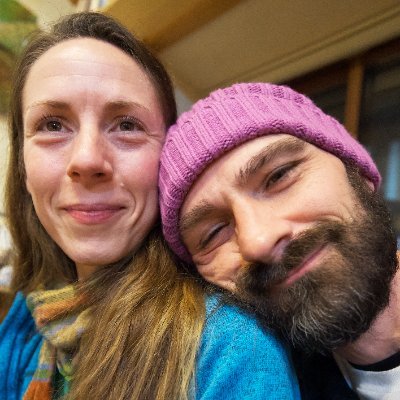 arkward couple 😊 || active here: https://t.co/Ttw0zKM4ZH