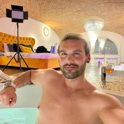 AJofficialxx's profile picture. 🔞NSFW🔞 Spanish Adult Performer/Content Creator. DM For Collabs or Contact the hottest girl: 🔥 @myaquinnxx 🔥