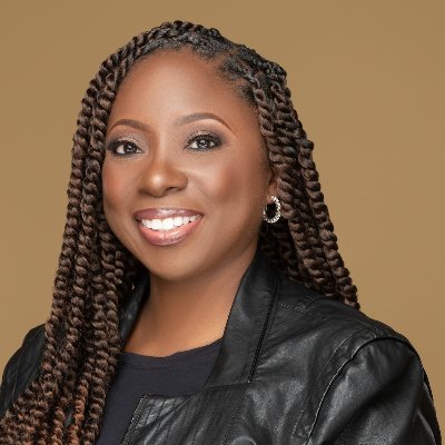 Director of Content @Medium | Author, Def Comedy Jam 25th Collection | Prior: EBONY Managing Editor, Netflix, Sun-Times, Miami Herald, Boston Globe. She's a 🔺️