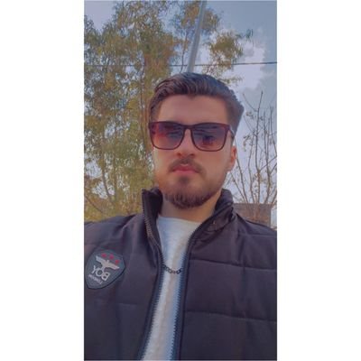 m0slah's profile picture. Software Engineer || front-end developer💻
