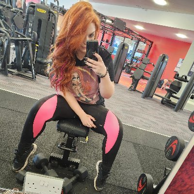 FoxyGinge💗FilthyMinx🔥1/2 of @sebmandyfox 💛BritishLass🇬🇧Peace&Love🍀CosplayQueen🦊I run @FoxxxParties & @VixenVoyages 🔞 links are in pinned post 🔞