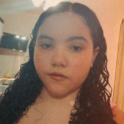 AestheticJhe's profile picture. 