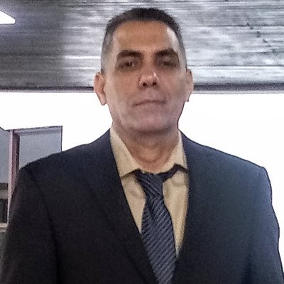 Director Provincial de Educación Granma
Universidad de Ciencias Pedagógica Blas Roca Calderío.
Máster en Ciencias de la Educación
Doctor en Ciencias Pedagógicas