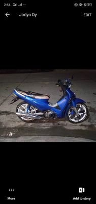 castlejhay's profile picture. simple but misterious one,