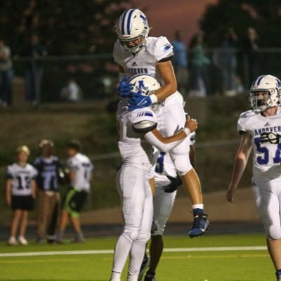 Andover, KS Football ‘24 | 215 lb 6’3 | TE/LB | 385 S 280 B 235 C | 4.4 GPA 34 ACT 1440 SAT | AVCTL DII 2nd Team All League TE