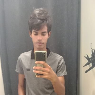 Vendo o que tá rolando, zoando mas me desesperando
