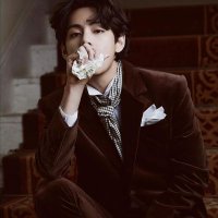 V (@bts_twt_the) 's Twitter Profile