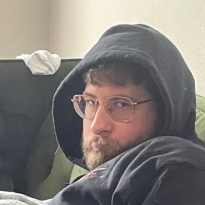 klinck182's profile picture. hot sauce in my cup of noodles