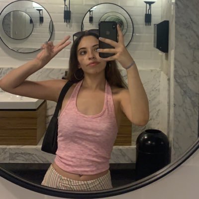 cerenekener_'s profile picture. marmara üniversitesi