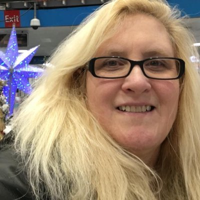 CarolynJayT's profile picture. A Creative, Passionate, Intelligent, Silly, Theatrical Designer and Filmmaker...went through a Major mid-life crisis...finding my way back to what I love!!!