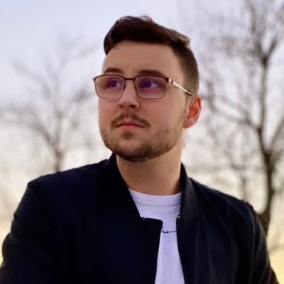 TheJoshuaAlone's profile picture. Look at this guy.