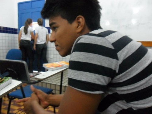 Estudante do 1º ano no Csa-Geo,nascido em itanhaem-sp atualmente em Gba-pb. Um mlk simples e humilde e gosta de aventuras.