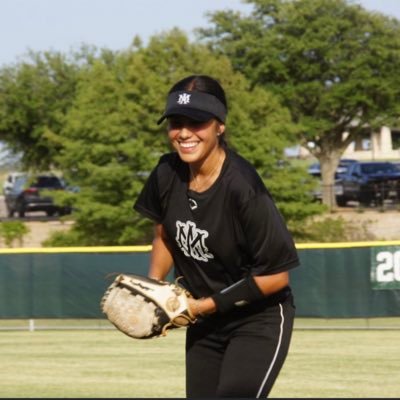 #11 - SS/OF - UNCOMMITTED 2024 - 4.1 GPA- Athletic Mercado NTX-Briscoe 18u - Arlington Heights High School Varsity Softball