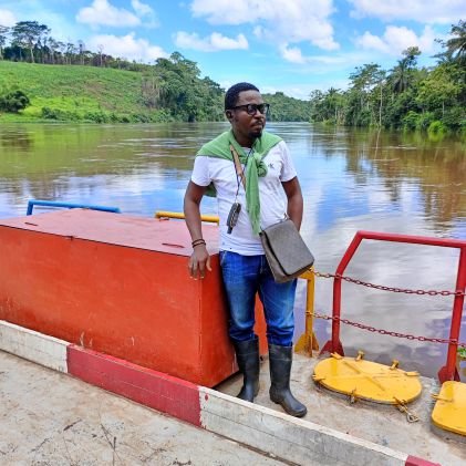 Ingénieur agro vétérinaire, Msc en agroforesterie, entrepreneur agricole Homme de terrain et chercheur indépendant. Savoirs endogènes et agriculture