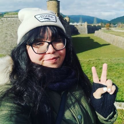 FGC | Vampire Queen @VRisingES | Psychology | Dealer de musique | Former @LVPes @FullEsports
Contact: DM ✉️