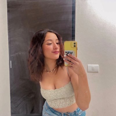 Annitaaaaaaa_a's profile picture. vengo a descargar toda idea pendeja que cruce mi cabeza