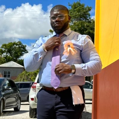 Life Insurance Agent  💎 King🤴🏿Mogul loading..... Antiguan🇦🇬 snap, clubhouse, & tiktok: @metriking_cr2