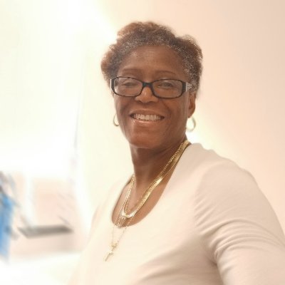 Wendy17229284's profile picture. Retired from major Airline
2 kids 4 grands Life is beautiful.