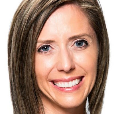 realreneeruth's profile picture. 